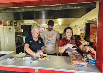 Love The 352s Tiger Chow Crew helps in the concession stand